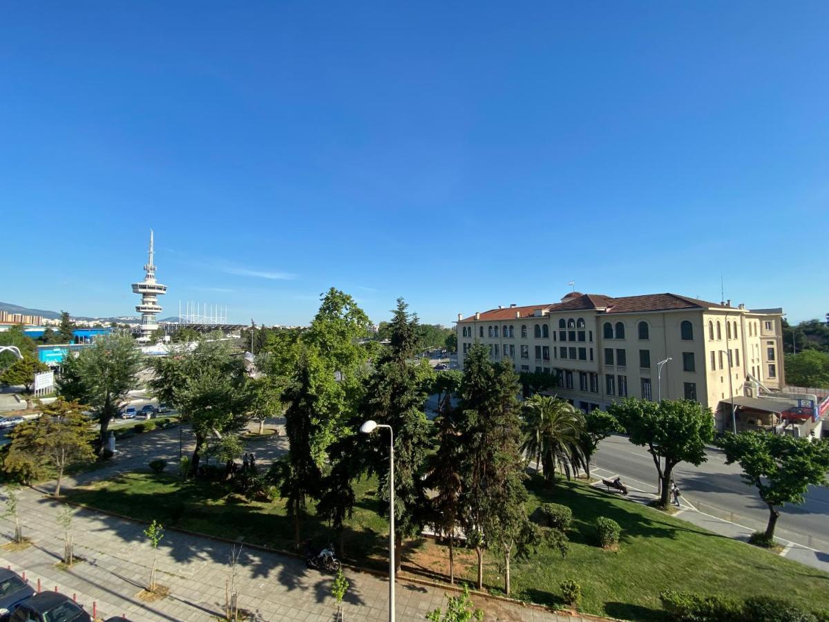 Houseloft Forum Grand Square Apartment